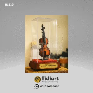 Miniatur Biola Eksklusif tutup Acrilic Ekslusif Dari Tidiart