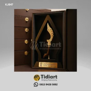 Miniatur Kujang Ciung Wanara Frame Gunungan Eksklusif