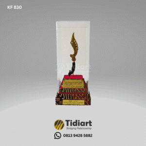 Miniatur Kujang Eksklusif Tutup Acrilic - dari Tidiart