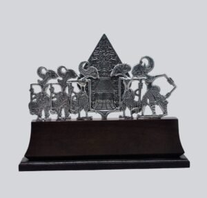 Souvenir Premium Wayang Gunungan Pandawa 5 Logam Stage Kayu - Gambar 2