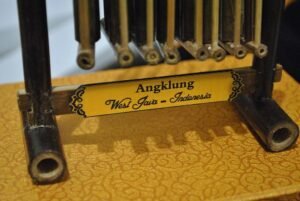 Miniatur Angklung Packing Box Mika - Gambar 5