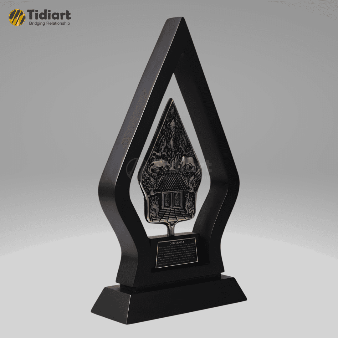 Souvenir Miniatur Gunungan Wayang Frame Salaka Eksklusif - dari TidIart