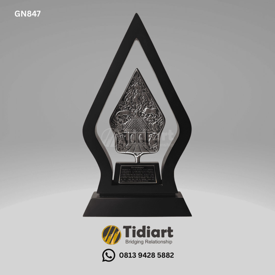 Souvenir Miniatur Gunungan Wayang Frame Salaka Eksklusif - dari TidIart