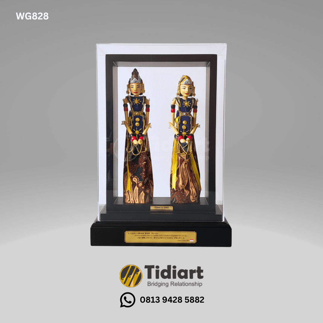 Souvenir Wayang Rama dan Shinta Eksklusif Frame Acrylic - dari Tidiart