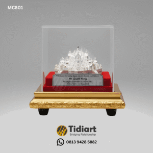 Souvenir Miniatur Candi Borobudur Perak - dari Tidiart