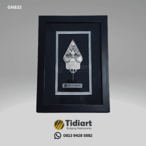Souvenir Miniatur Gunungan Wayang Eksklusif Frame Kaca - dari Tidiart