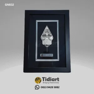Souvenir Miniatur Gunungan Wayang Eksklusif Frame Kaca - dari Tidiart