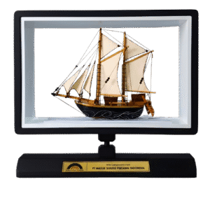 Miniatur Kapal Pinisi Frame Eksklusif remove bg - dari Tidiart